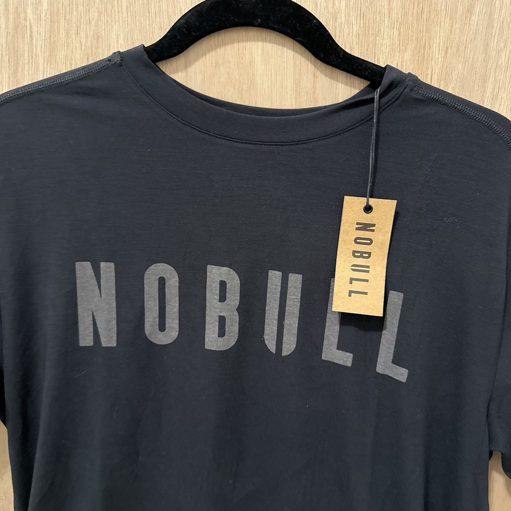 NOBULL Men's Workout Tee Slim Fit Black Size Medium Chest Logo NEW Athletic Soft - Picture 3 of 8